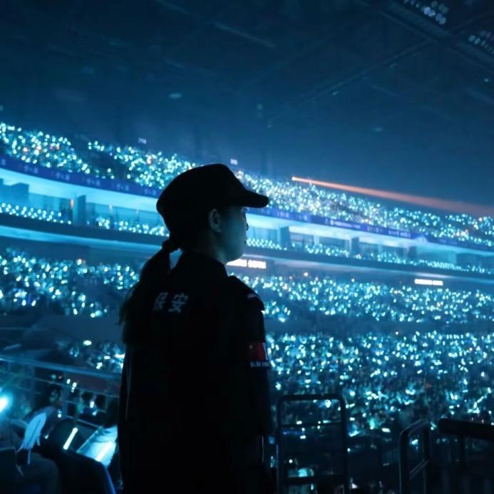C:/Users/Administrator/Desktop/“安保鐵軍、硬核保障”2024系列報(bào)道四十二——南京市保安服務(wù)有限公司成功護(hù)航張碧晨「今兒個(gè)開心」十周年巡回演唱會(huì)南京站安保任務(wù)/4.jpg4